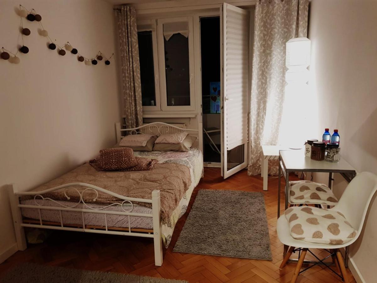 Apartament Plac Trzech Krzyzy Warsaw Exterior photo